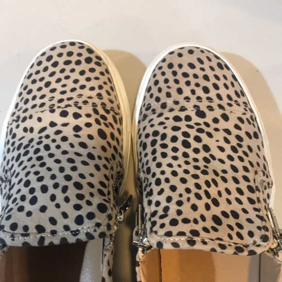 DV Dolce Vita Audree women’s Slip On Sneaker with Zipper Detailing-Size 8.5 - Picture 5 of 8